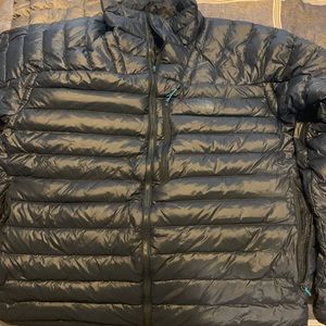 North face puffer jacket